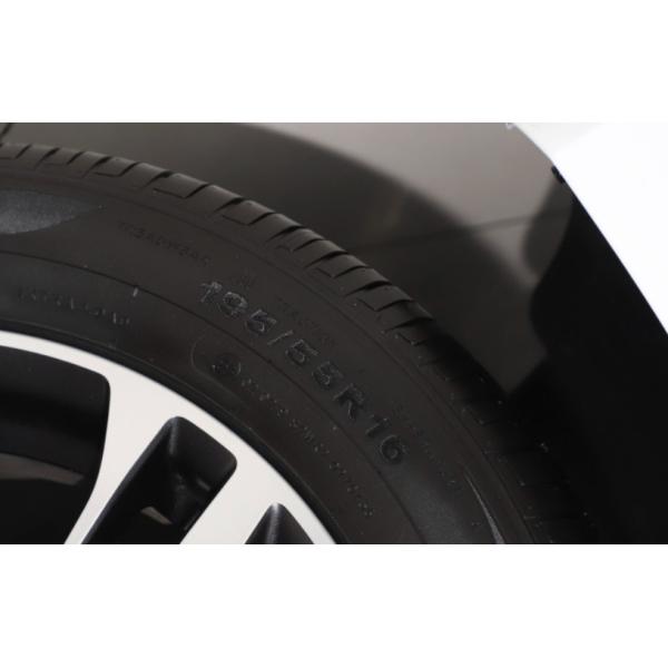 Подержанный автомобиль мест двери 5 элиты 1.5T 114HP L4 4 поколения 1.5L CVT Geely Emgrand четвертый