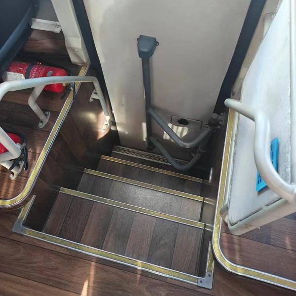 50 lugares Autocarros usados Yutong Euro 5 Autocarros usados Autocarros de longa distância