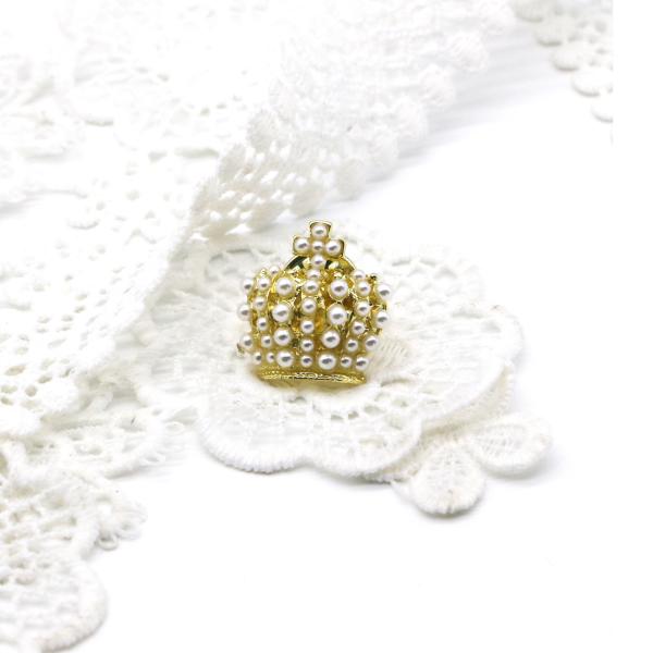 Crown Shaped Mens Diamond Cufflinks Inlaid Pearl Gold Color ODM