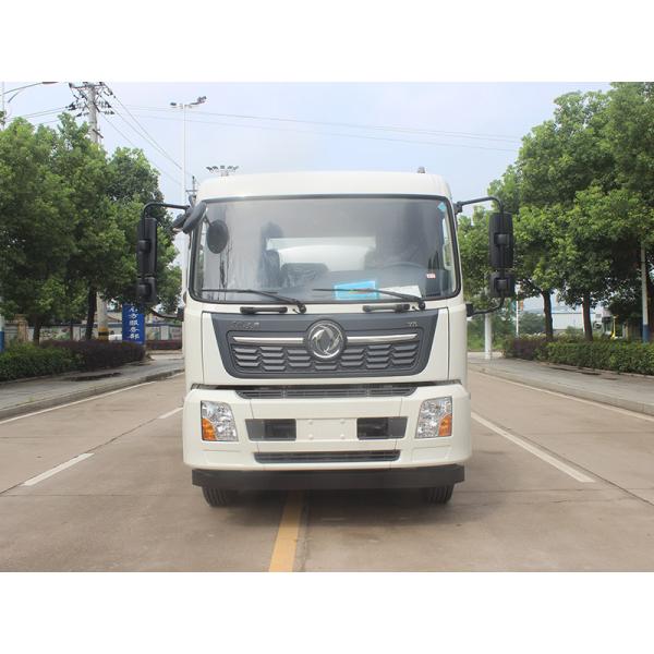 Dongfeng 12.5 Cubic Meter Chemical Tanker Truck SCS5181GPGDFH6 Liquid Transport Vehicle