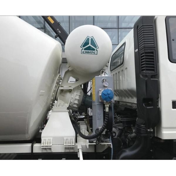Sinotruk HOWO 4X2 180HP 4cbm Бетонный смеситель Zz5167gjbg381CD1