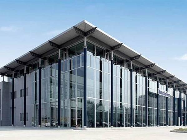 Customized Steel Structure Car Showroom Good Toughness Steel Buildings Construction