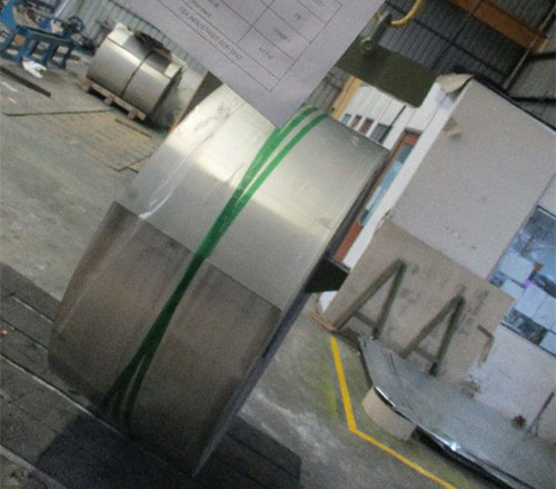 600 - поверхность катушки прокладки нержавеющей стали ширины 1320мм коррозионностойкая