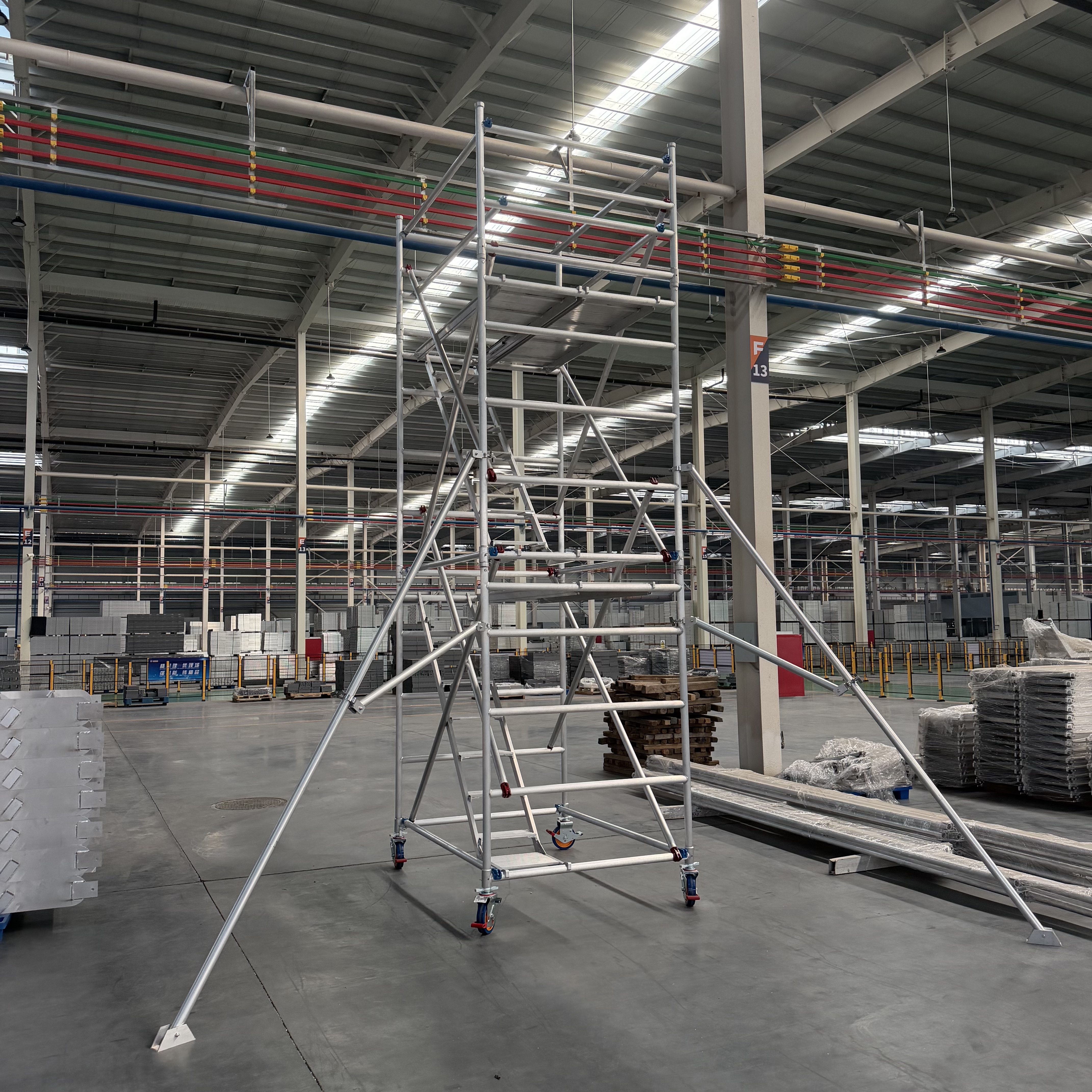 Lightweight Aluminum Scaffold Tower with Tool-Free Assembly and Rust-Proof Construction for Easy Interior Maintenance