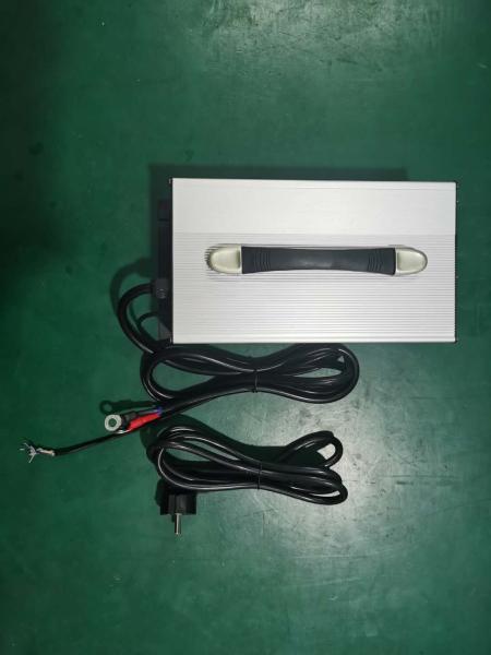 24V 28.8V 29.4V 50A Agm Gel Battery Charger 5.5kg Portable Aluminum Case