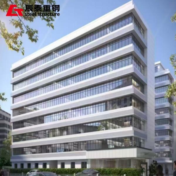 多階建ての鋼鉄構造 プレファブリケートオフィスビル EPSの大きな波のタイル屋根とエンジニアの指示