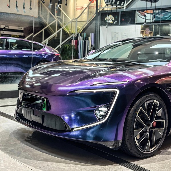 Glossy Diamond Purple Red Car Vinyl Wrap Car Film Luminous Accessories Purple Vinyl Wrap Vinyl Car Wrap Roll Metallic