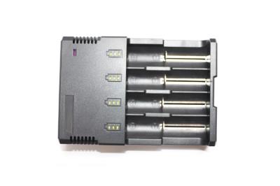 Laptop 4 Bay Battery Charger 8000 A 2 Colors LED Light Indicator ROHS Approve