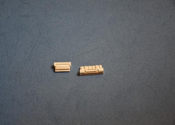 1.00mm Pitch Circuit Board Wire Connectors Crimp Housing Single Row 6 position