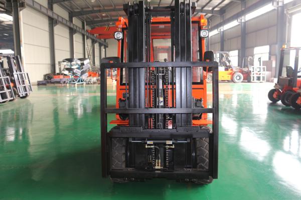 Automatic Transmission 3 Ton Diesel Forklift / Diesel Engine Forklift