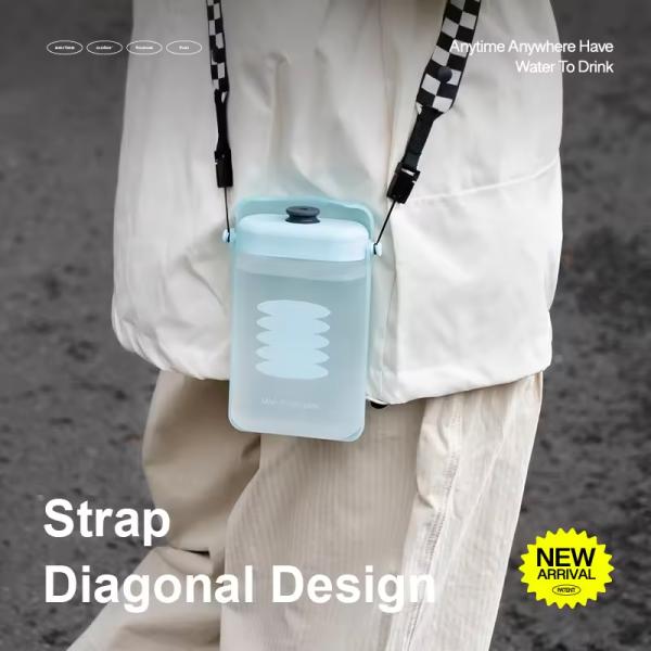 580ML Dog Travel Water Bottle Portable Pet Drinking Water Bottles OEM