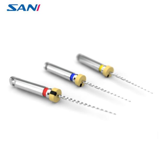 Dossiers soumis à un traitement thermique Endo de 300rpm 19mm Niti pour le traitement de canal radiculaire