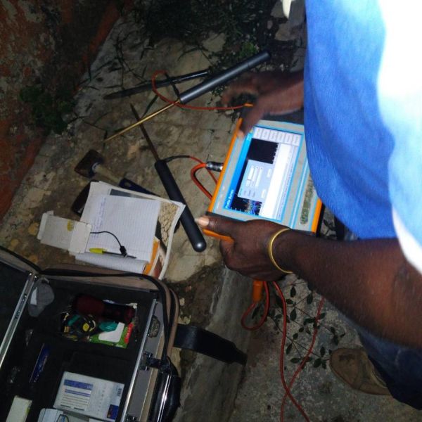 PQWT-TC500 Auto Mapping Terrameter Industrial Metal Detector for 500m Underground Water Groundwater Detection