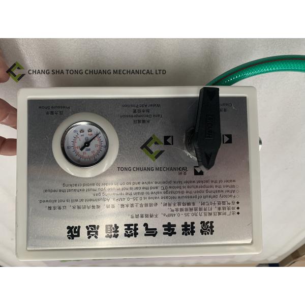 Сборка воздушного управления контейнером для смешивания бетона