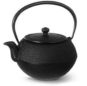 cast iron teapot