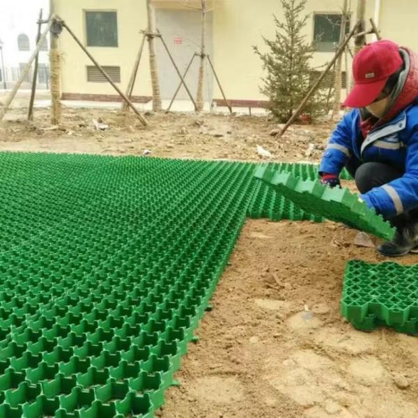 Flat Top High Quality Plastic Grass Grid Paver Erosion Control Grass Grid for Driveway Road Slope Retaining Wall Outdoor Use Garden Landscape Park Grass Plastic Grass Grid Planting Drainage