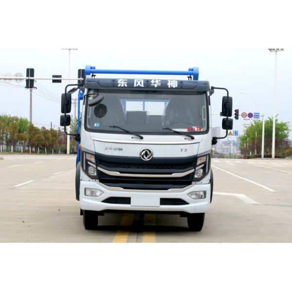 Swing Arm Sanitation Truck 6m³ Large Capacity Waste Bin