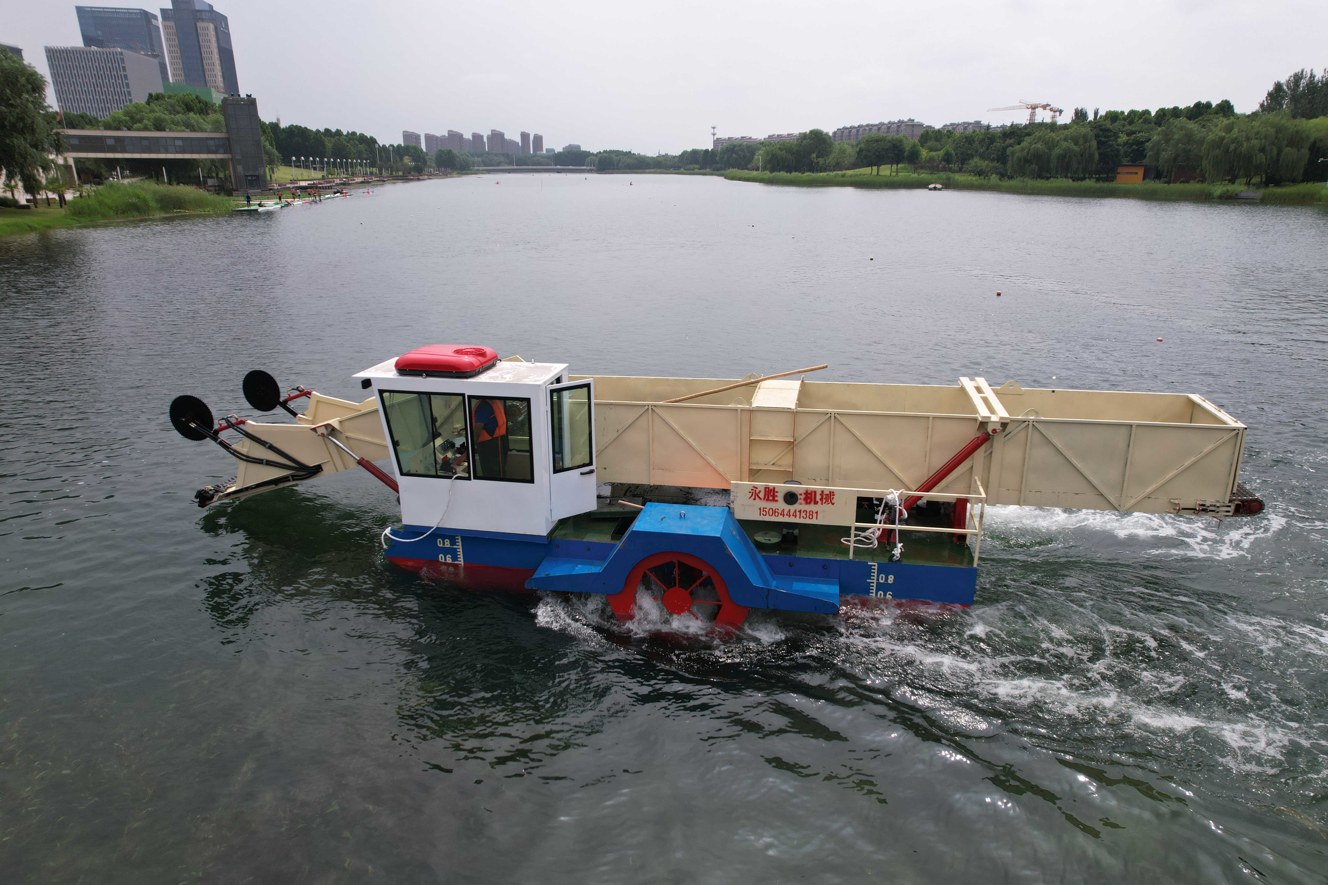 Мощность 70кВт Водный сорняк для сбора водных растений на воде