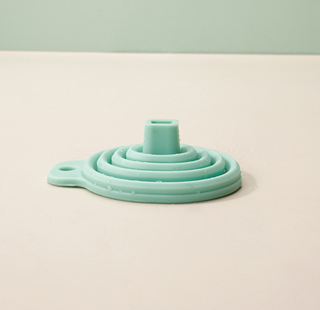 Food Grade Material Kitchen Mini Soft Silicone Retractable Collapsible Funnel