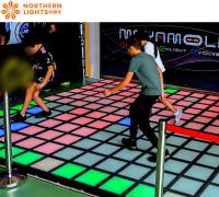 Interativo LED Grid Game Arena de piso de metal para crianças no Playhouse Trampoline Park