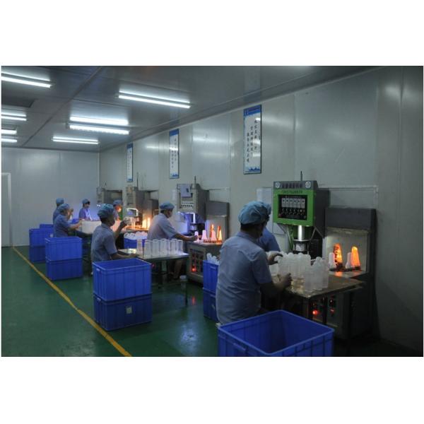 пластмасса бутылок с водой разминки 600ml красная не смещает выпивая см 8.9X8.8X23.7 склянки BPA свободное