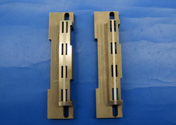 Ceramic Sheet  to Stainless Steel Metal Plate / Ceramic to Metal Parts