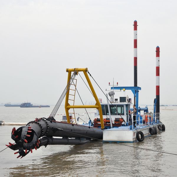 Marine Engine Cutter Suction Dredger with 10/8 Inch Pump 800 M3/H Water Flow
