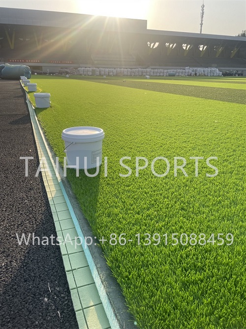 Crosslinked искусственная трава положила предохранение от в основу Shockpad пены 20mm УЛЬТРАФИОЛЕТОВОЕ