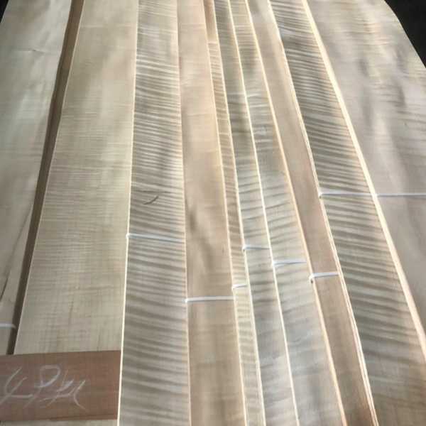 Фигурированный кленовый натуральный деревянный фанера AA класс 0,45 мм для мебели