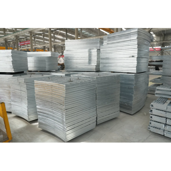 Anti-Corrosion Slip-Resistant High Load-Bearing Steel Grating Stair Treads for Industrial Metal Ladders