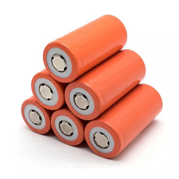 IEC Approved 3.2V LiFePO4 Cylindrical Cells Rechargeable 6Ah 32700 For RV Camping