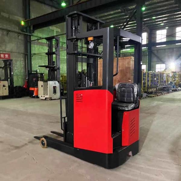 1.5T Electric Reach Truck Forklift CQD15B Stand Type Triplex 6m Mast