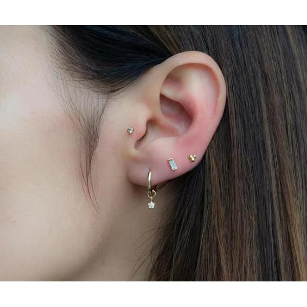 925 Sterling Silver Jewelry en gros Minimaliste Petit 925 Sterling Silver Zircon Stud Boucles d'oreilles ornées Boucles d'oreilles pour femmes