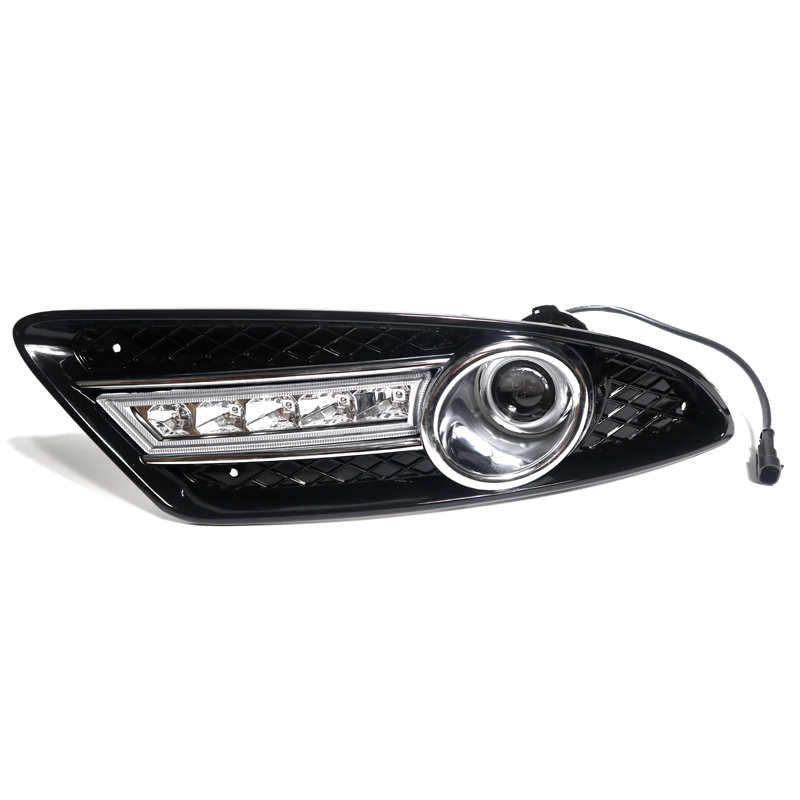 Yutong Bus Front Fog Light Assembly 4116-00150 With LED Daytime Running Light and IP67 Waterproof & Dustproof