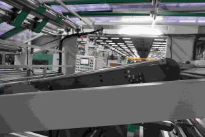Précision de laminage ±0.5mm Standard carton lisse Carton stratifié Vitesse max.