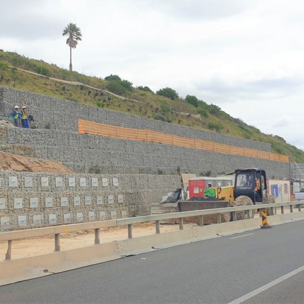 Heavy Duty Reinforced Gabion Bags Corrosion Resistant Geobag For Flood Defense