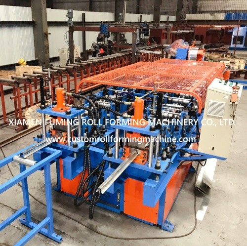 Крышевая решетка Top Hat Roll Forming Machine Мощная гидравлическая резка