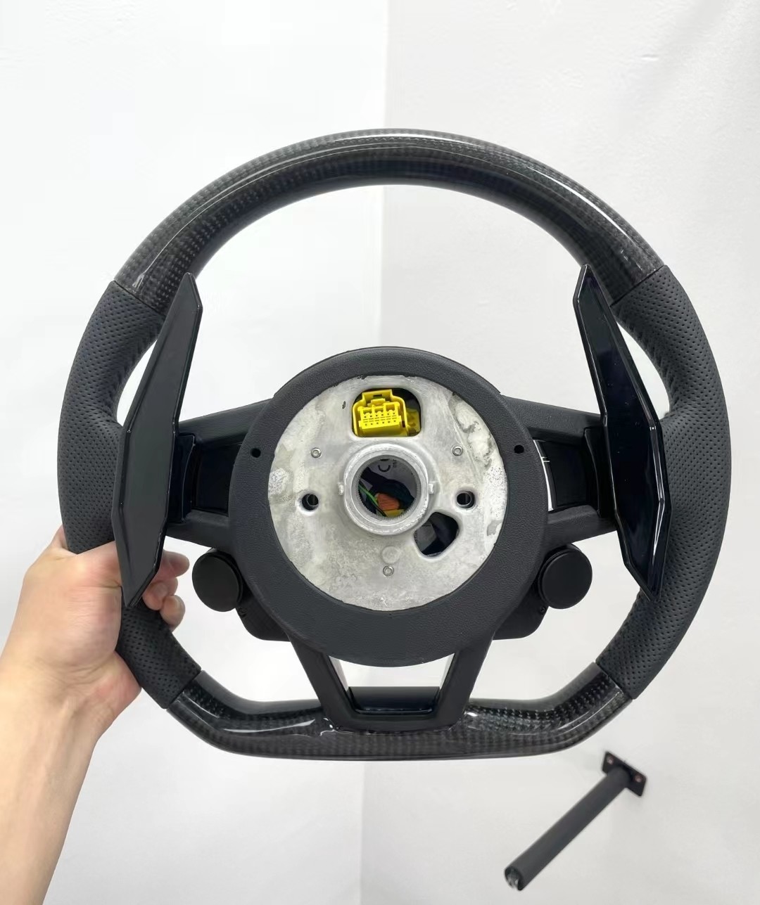 55cm Diameter True Carbon Fiber and Genuine Leather Steering Wheel for Audi R8 Full Series