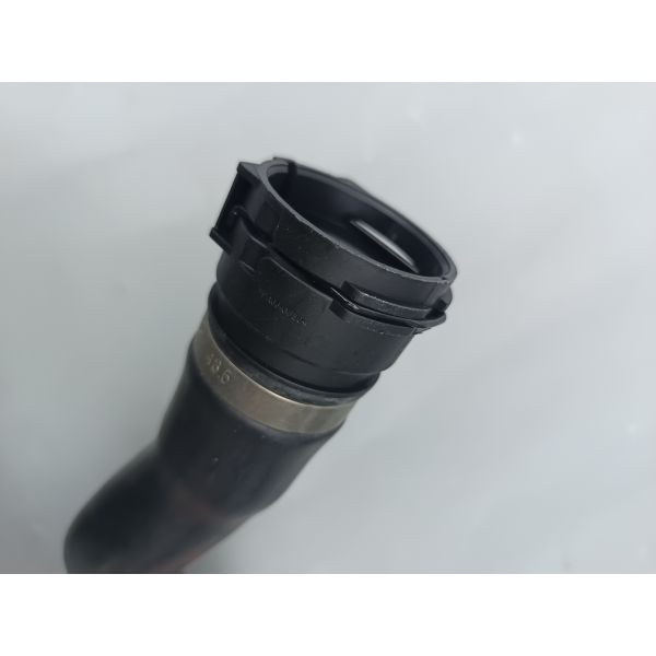 High quality water tank hose 1712 7510 952 for BMW E46
