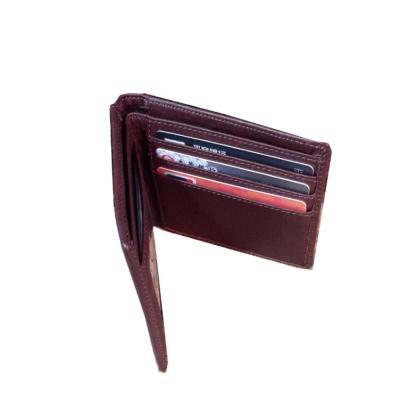 O BM gravou o titular do cartão de couro da carteira do plutônio dos homens de 11x9.5cm Handcrafted EN17