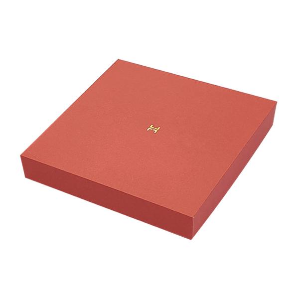 Custom Red Lid And Base Shoulder Neck Box T Shirt Clothes Scarf Packaging Clothing Luxury Rigid Box For Clothes Scarf