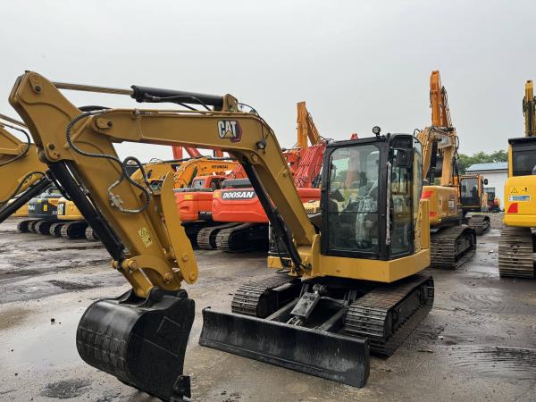 CAT306 Mini Digger Tier 4 Engine Urban Digging In 1.5m Alley