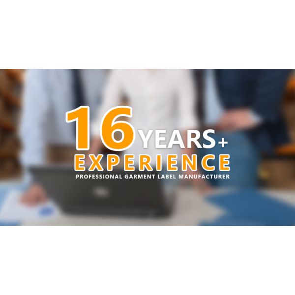 Étiquettes tissées en gros sur le cou Fabricant Logo personnalisé Vêtements Étiquette de marque pour l'utilisation des vêtements