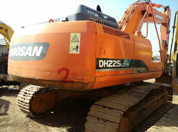 DOOSAN used dh225lc-9 excavator for sale