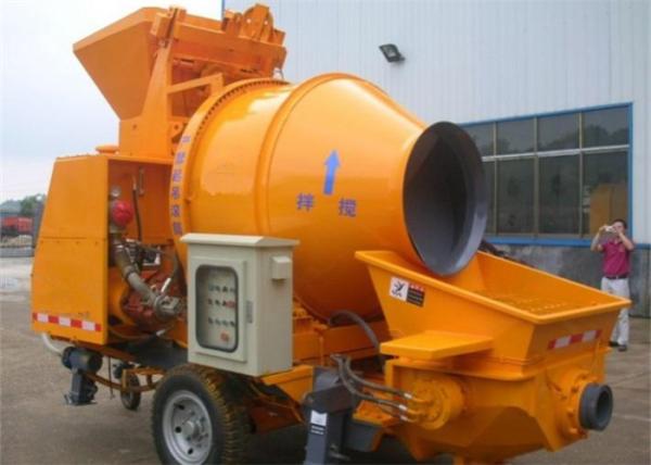 350 L 30CBM Per Hour Truck Mixer Hydraulic Concrete Pump For Engineering Construction