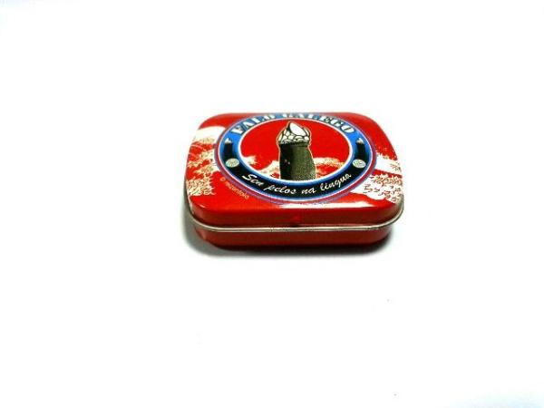 Small Tin Candy Containers With Lid and Plastic Insert