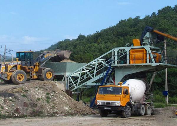 Mobile Ready Mix Portable Concrete Mixer Batching Plants Fully Automatic Control