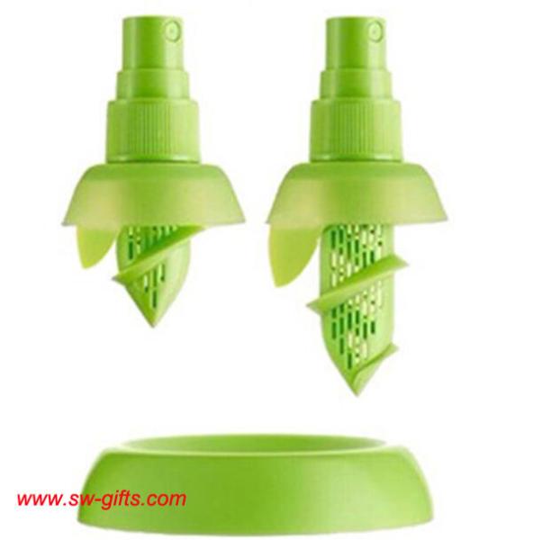 Lemon watermelon Juice Sprayer Citrus Spray Hand Fruit Juicer Squeezer Reamer Kitchen Tool