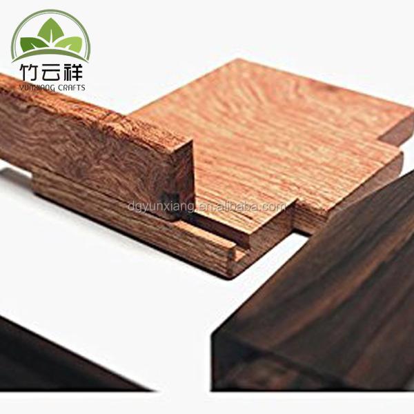 Porta teléfonos y relojes de madera de nuez negra