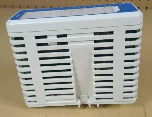 本質的安全インターフェイス、50Vの40mA.new原物との3BSC690074R1 DO890DO890デジタル出力4x1 CHのABB。